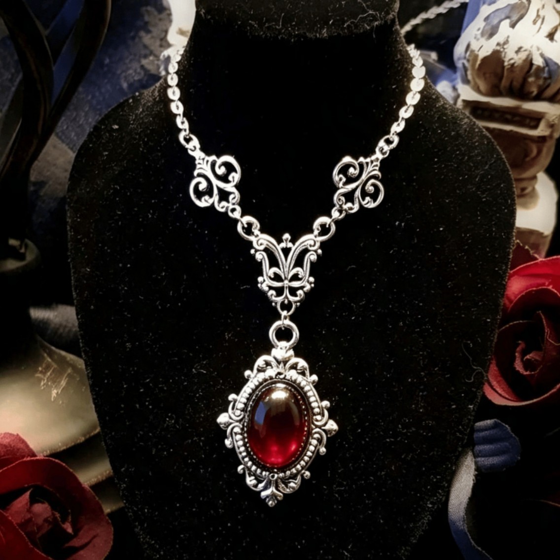 Vampire Cameo Necklace,Blood C - Men'S Vampire Accessories ulasan dan harga